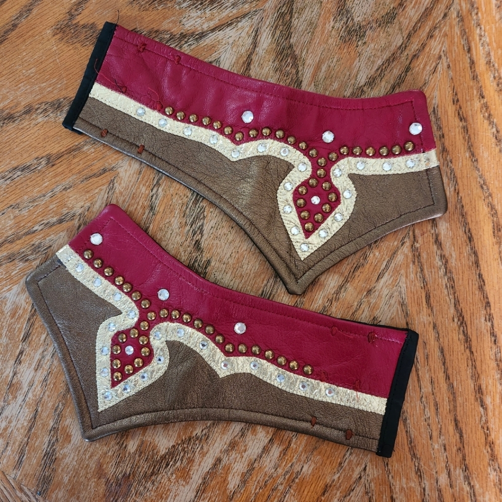 Western show cuffs